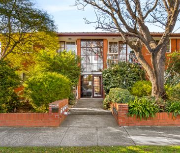 2 Bedroom Apartment in the Heart of Glen Huntly! - Photo 1