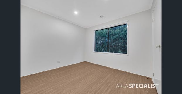 Spacious Family Home with Multiple Living Zones + Study! - Photo 1