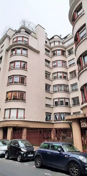 location Appartement T3 DE 95.1m² À PARIS - Photo 2