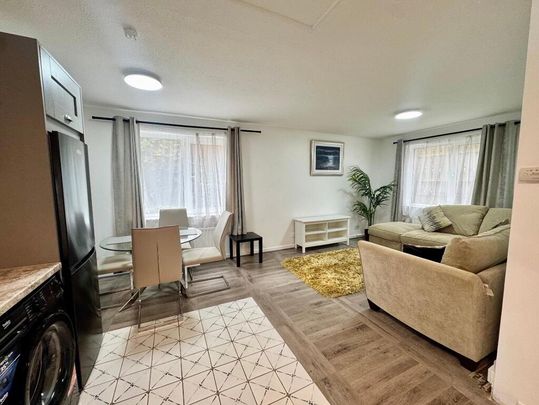 Apt 3 Ascot House, Windsor Avenue North, Belfast, BT9 6EL - Photo 1