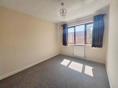 3 bedroom end of terrace house to rent - Photo 4