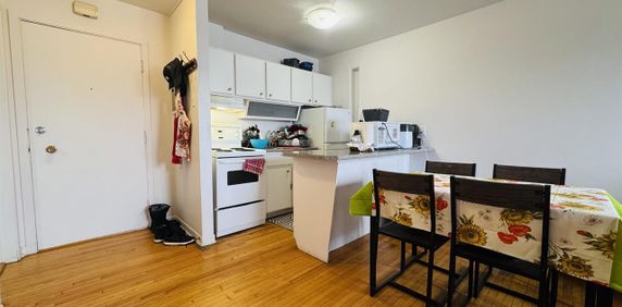 Châtelets Appartements Appartement 3 ½ à Louer Sainte-Foy / Sillery Juillet 2026 - Photo 2