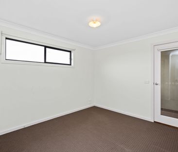 Stunning 3-Bedroom Home in Greenvale - Photo 3