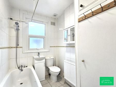 4 bedroom house to rent - Photo 3