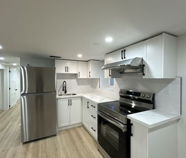 For Lease - 293 E 17th Street, Hamilton, Ontario - Photo 4