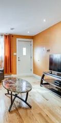 1 room apartment of 98m² in Longueuil - Photo 2