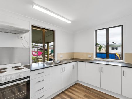 Three bedroom Queenslander - Photo 5