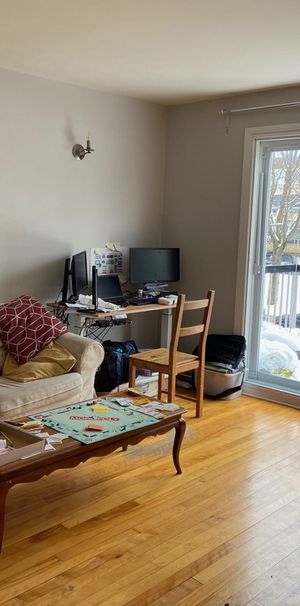 5 1/2 Haut D'un Duplex à Ahuntsic - Photo 1