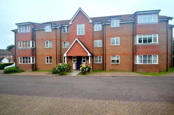 Farriers Road, Epsom, KT17 - Photo 1