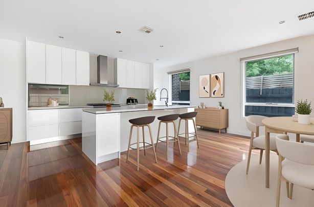 17B Park Crescent, Bentleigh VIC 3204 - Townhouse For Rent | Domain - Photo 1