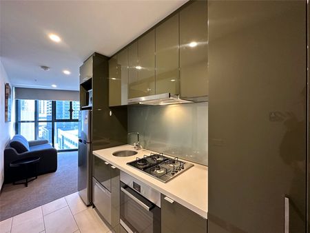 904/33 Clarke Street - Photo 5