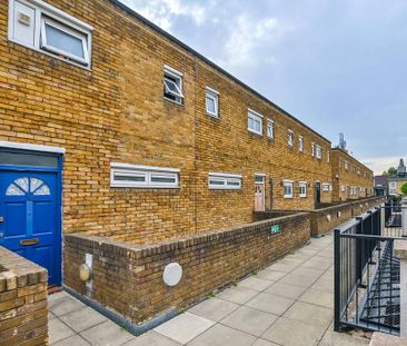 2 bedroom maisonette to rent - Photo 4