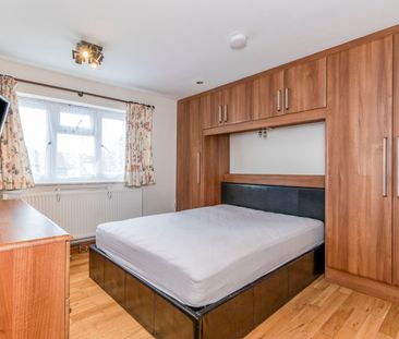 1 bedroom room to rent Milton Drive, Shepperton, TW17 - Photo 4