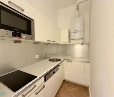 ALTBAUWOHNUNG IN REPRÄSENTATIVEM ALTBAU IM HERZEN WIENS - Photo 5