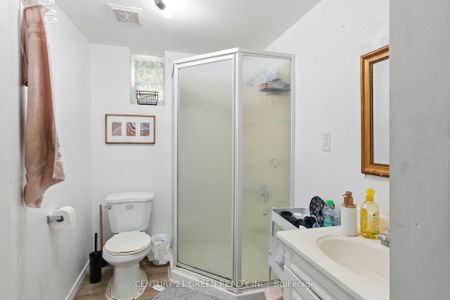 For Lease - 42 Bloomfield Avenue, St. Catharines, Ontario - Photo 4