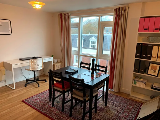 2 bedroom flat to rent - Photo 1