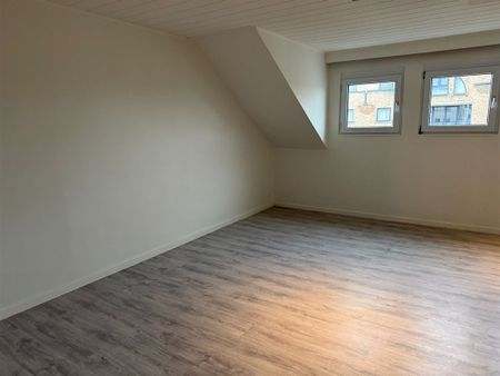 TE HUUR: Dakappartement met 1 slaapkamer in Hasselt! - Photo 2