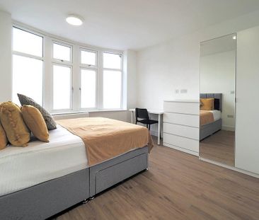 1 bedroom in a house share to rent - Photo 1