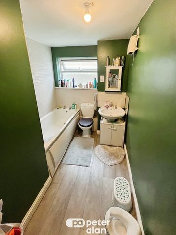 Collingwood Crescent, NEWPORT - Photo 3