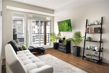 1bed, 1bath condo close to everything - Photo 4