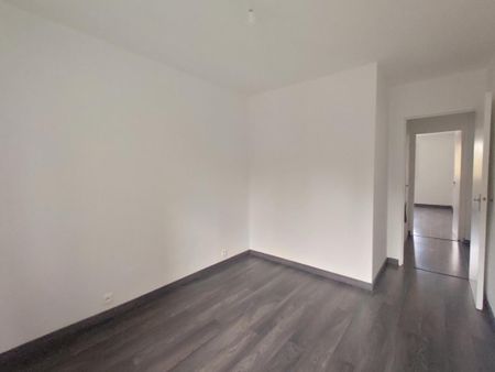 Location Appartement 2 pièces 61m² CANTELEU 76380 - Photo 5