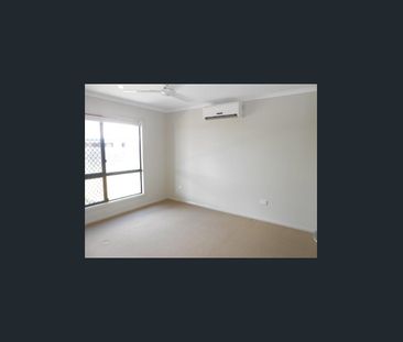 Stylish Family Home + Large 6x6 Powered Shed - Photo 2