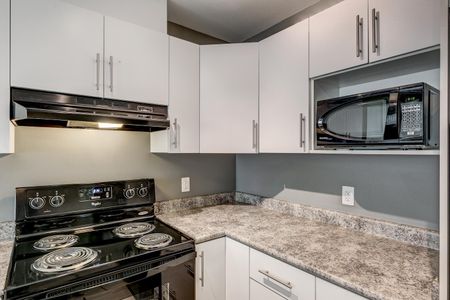 Alberta, 16255 51 Street Northwest, T5Y 0V6, Edmonton - Photo 5