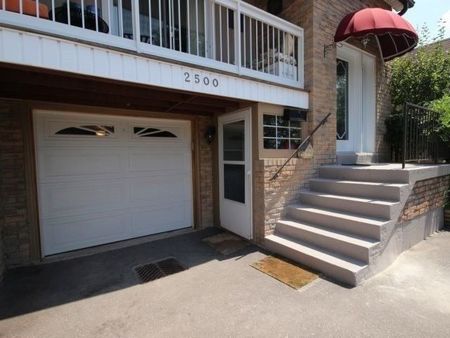 For Lease - 2500 Cobbinshaw Circle, Mississauga, Ontario - Photo 4