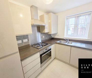 2 bedroom terraced house to rent - Photo 4