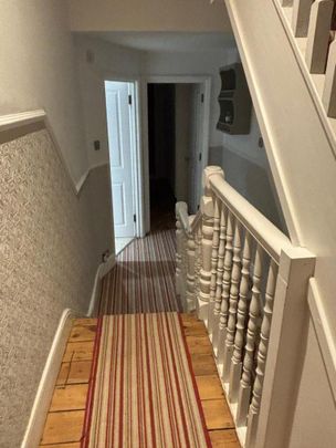 4 bedroom terraced house to rent - Photo 1