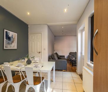 6 bedroom semi-detached house to rent - Photo 2