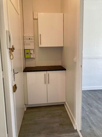 Location Appartement 2 pièces 37m² LIBOURNE 33500 - Photo 4