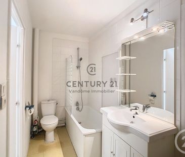 Location Appartement 2 pièces 45m² CREPY EN VALOIS 60800 - Photo 4