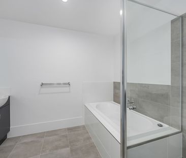 Charming 3-Bedroom Unit in Quiet Greta Location - Photo 3