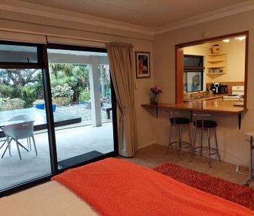 Fully furnished beach flat - Photo 1