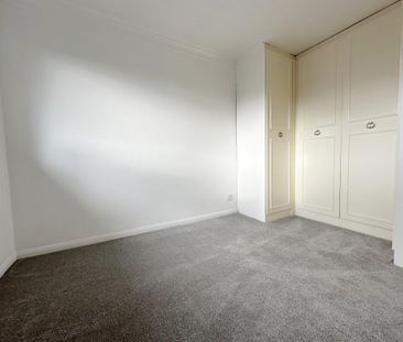 Semi Detached House - Photo 6