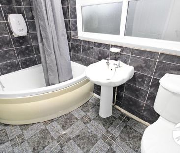 2 bedroom terraced house to rent - Photo 5