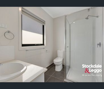 Peaceful, Private & Perfectly Positioned - Photo 4