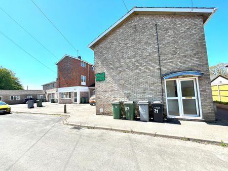 2 bedroom flat to rent - Photo 4