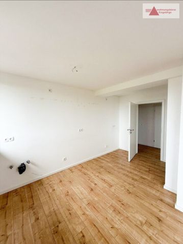 Neu saniert - 3-Raum-Wohnung mit PKW-Stellplatz in Oberrothenbach / Zwickau - Photo 2