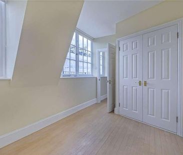 Giltspur Street, London, EC1A - Photo 3
