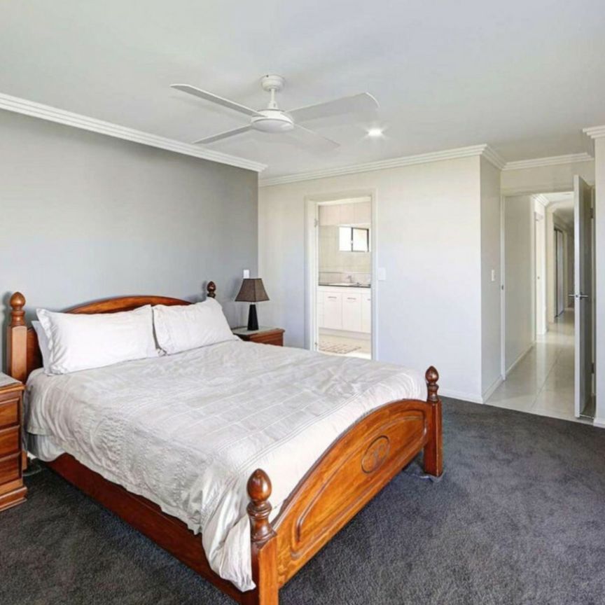 A FAMILY HOME YOU'LL LOVE - Photo 1