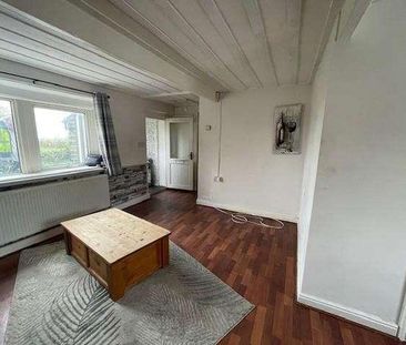 Yews Green, Clayton, Bradford, BD14 - Photo 6