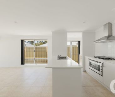 17 Candle Loop, Kwinana Town Centre, WA 6167 - Photo 4