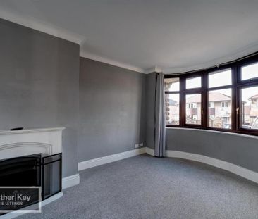 3 bedroom semi-detached house to rent - Photo 6