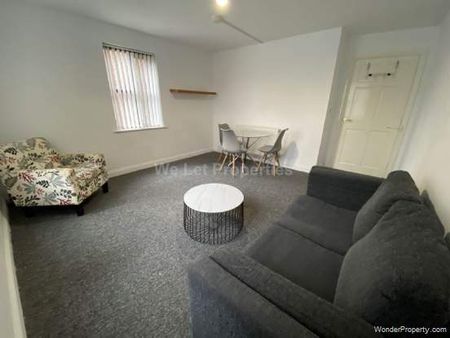 2 bedroom property to rent in Manchester - Photo 4