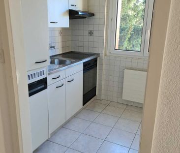 2 pcs for rent for the year unfurnished center of Crans - Foto 3