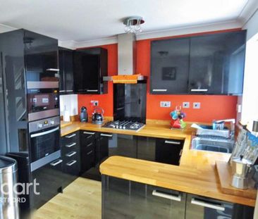 3 bedroom terraced house to rent - Photo 1