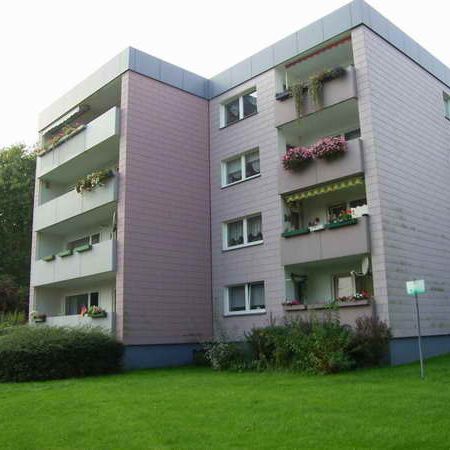TOP Angebot. Erdgeschoss-Wohnung mit guter Raumaufteilung in Bochum Steinkuhl - Photo 1
