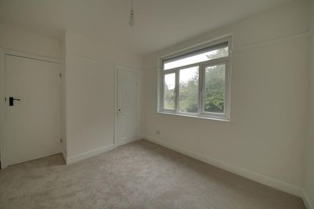 3 bedroom detached house to rent - Photo 5